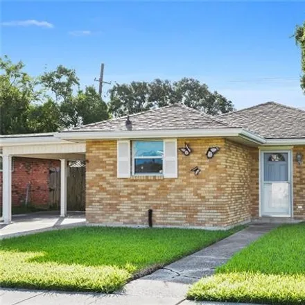 Image 3 - 2405 Congressman Hebert Drive, Chalmette Vista, Chalmette, LA 70043, USA - House for sale