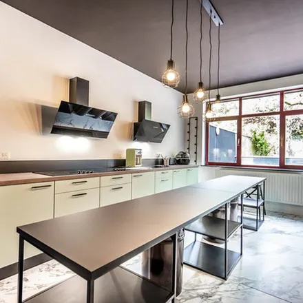 Rent this 1 bed apartment on Rue d'Assaut 28 in 6000 Charleroi, Belgium