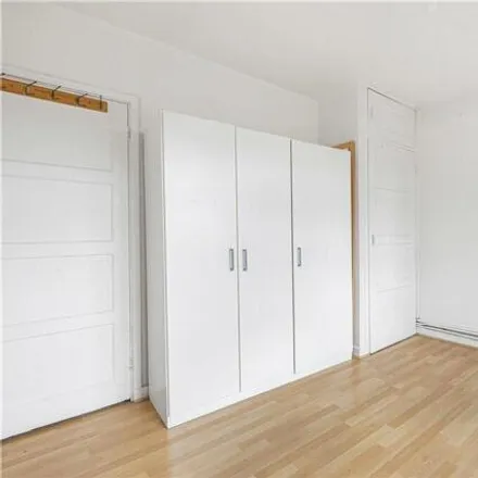 Image 7 - Evelyn Court, Evelyn Walk, London, N1 7PS, United Kingdom - House for sale