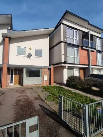 Rent this 3 bed townhouse on 24 Commonwealth Avenue in Manchester, M11 3NU