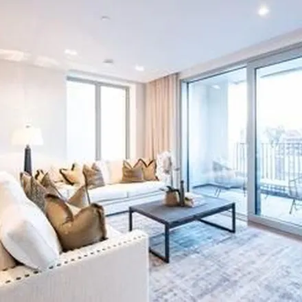 Rent this 2 bed apartment on Hilton London Metropole in 225 Edgware Road, London