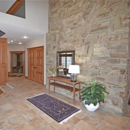 Image 5 - 6005 Ledgeview Drive, Boston Heights, Summit County, OH 44264, USA - House for sale