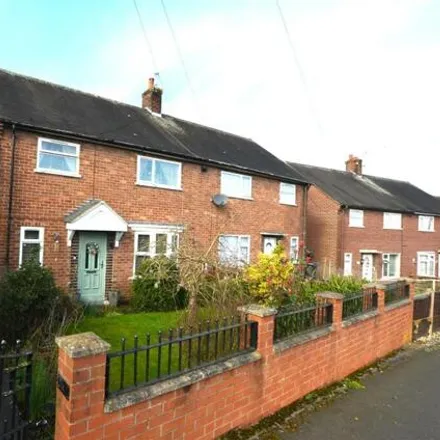 Buy this 3 bed duplex on Cleveland Road in Newcastle-under-Lyme, ST5 6HX