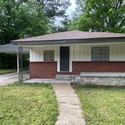 Buy this 3 bed house on 330 Cypress St in Hattiesburg, Mississippi