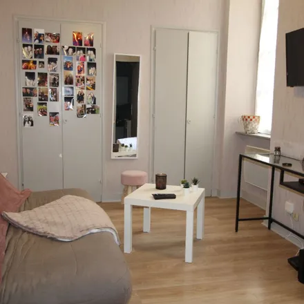 Rent this 1 bed apartment on 34 Rue du Petit Potet in 21000 Dijon, France