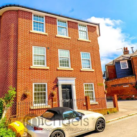 Rent this 4 bed townhouse on Approach Works in Brook Street, Rowhedge