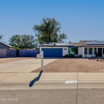 Buy this 3 bed house on 14410 North 42nd Place in Phoenix, AZ 85032