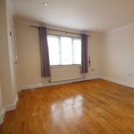 Image 7 - 10 Green Approach, Carlton, NG4 1SN, United Kingdom - House for rent