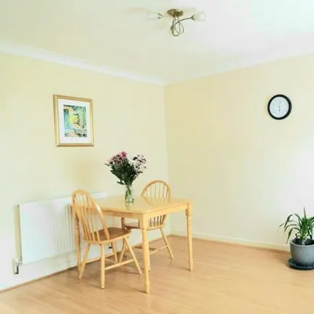 Buy this 2 bed townhouse on Mellow Ground in Swindon, SN25 1QJ