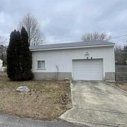 Rent this studio house on 617 East Brown Avenue in Seaview Park, Galloway Township
