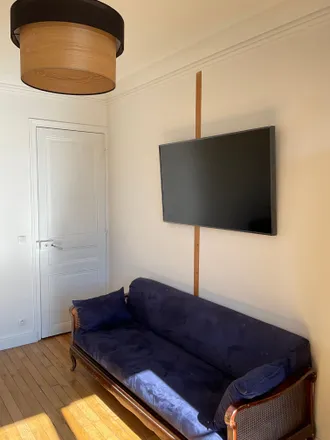Image 4 - 2 Rue Saint-Luc, 75018 Paris, France - Apartment for rent