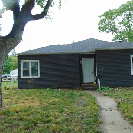 Buy this 2 bed house on Mickey's Tax Service in South Walnut Street, Muncie