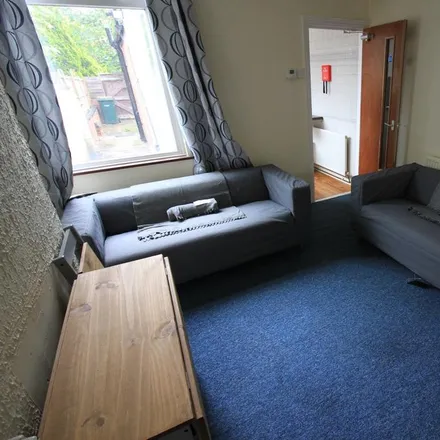 Rent this 3 bed townhouse on 27 Hawkins Road in Coventry, CV5 6HZ