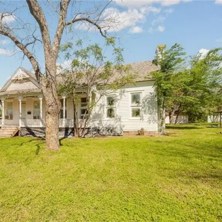 Image 3 - 579 Live Oak Street, Hearne, TX 77859, USA - House for sale