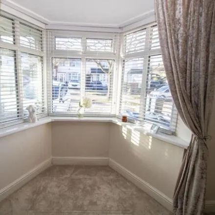 Image 4 - Kemsley Road, Highters Heath, B14 5DN, United Kingdom - Townhouse for sale