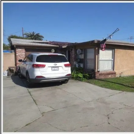 Image 4 - 11719 Laurel Avenue, Los Angeles County, CA 90605, USA - House for sale