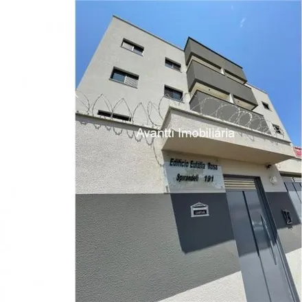 Buy this 3 bed apartment on Avenida Iraque in Laranjeiras, Uberlândia - MG