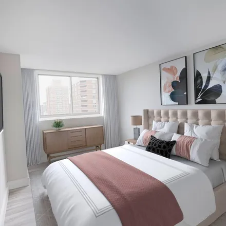 Rent this 3 bed apartment on 484 2nd Avenue in New York, NY 10016