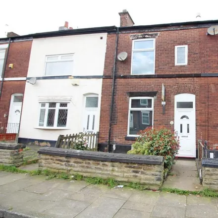 Rent this 3 bed townhouse on Rupert Street in Radcliffe, M26 1BE
