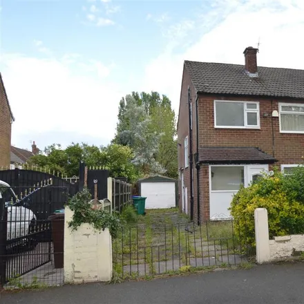 Rent this 3 bed house on Sandilands Community Primary School in Wendover Road, Wythenshawe