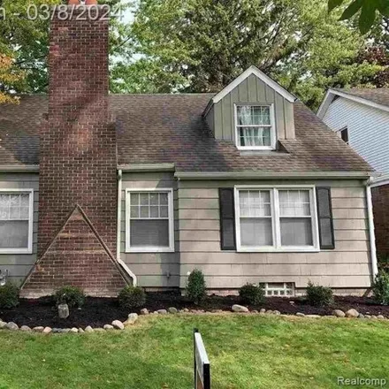Rent this 3 bed house on 936 Notre Dame Street in Grosse Pointe, Wayne County