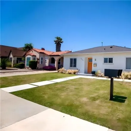 Rent this 3 bed house on 2059 West 84th Street in Los Angeles, CA 90047
