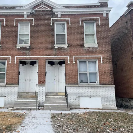 Buy this studio duplex on 4221 Dewey Avenue in Saint Louis, MO 63116