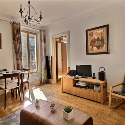 Image 2 - 27 Rue Péclet, 75015 Paris, France - Apartment for rent