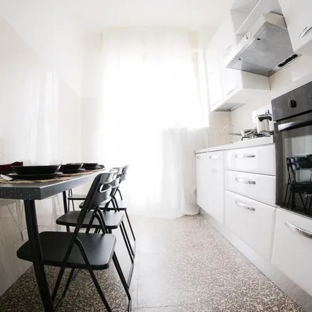 Image 3 - A.F.M. Comunale n.37, Via Vetta d'Italia 18, 20144 Milan MI, Italy - Apartment for rent