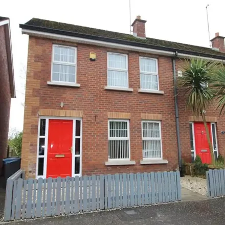 Image 3 - 75 Causeway Meadows, Lisburn, BT28 2EH, United Kingdom - Townhouse for rent
