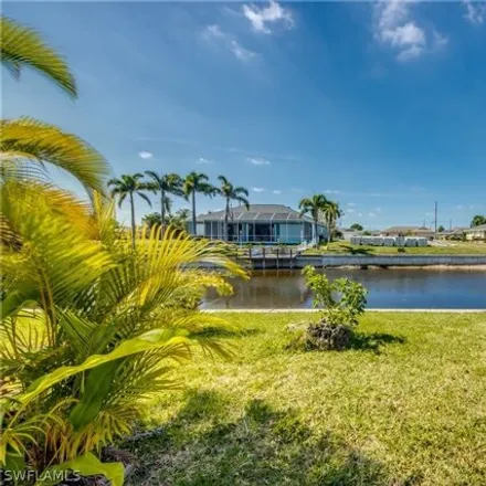 Image 3 - 705 Southwest 35th Street, Cape Coral, FL 33914, USA - House for sale