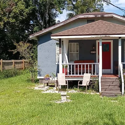 Buy this 3 bed house on 2975 Ernest Street in Murray Hill, Jacksonville