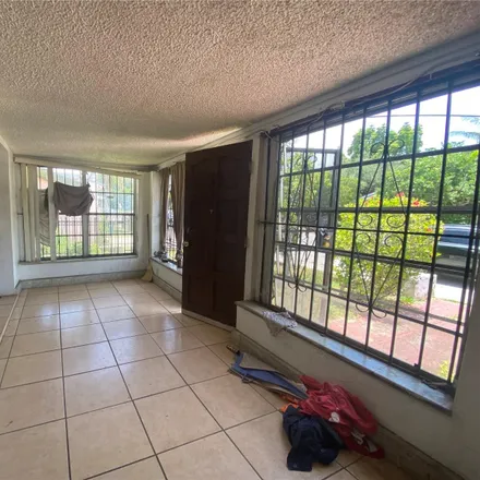 Image 6 - 427 Northwest 82nd Street, Miami-Dade County, FL 33150, USA - House for sale