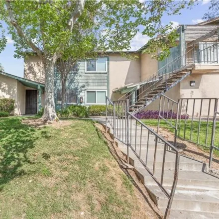 Buy this 2 bed condo on 1411 Wheaton Way in Riverside, CA 92507