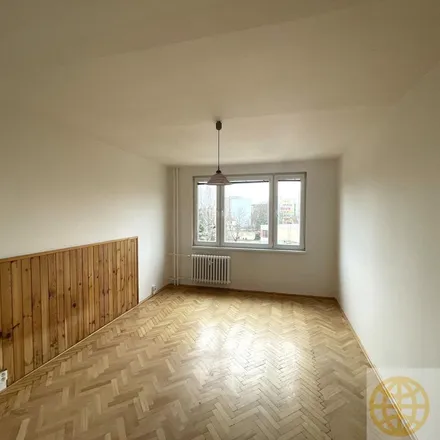 Rent this 2 bed apartment on Deska revitalizace Pražského sídliště VII. in Pražského povstání, 390 03 Tábor
