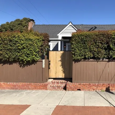 Rent this 2 bed house on 736 West Micheltorena Street in Santa Barbara, CA 93101
