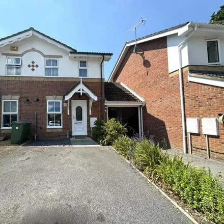 Buy this 2 bed house on Barrie Close in Fareham, Hampshire