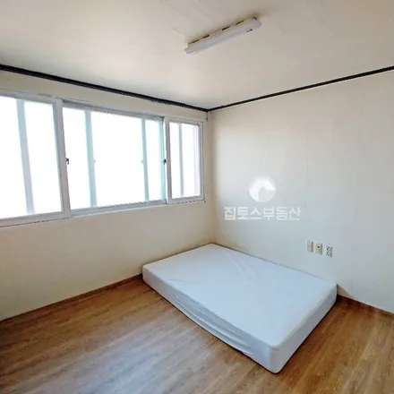 Image 3 - 서울특별시 강남구 신사동 554-37 - Apartment for rent