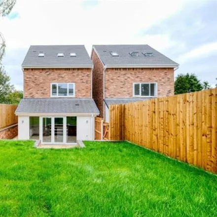 Buy this 3 bed house on Perryfields Road in Lickey End, B61 8SY