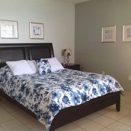 Rent this 1 bed apartment on 2899 Collins Avenue in Miami Beach, FL 33140