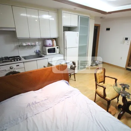Image 8 - 서울특별시 강남구 논현동 67-28 - Apartment for rent