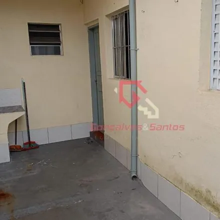 Rent this 1 bed house on Rua José Delpoio in Vila Assis Brasil, Mauá - SP