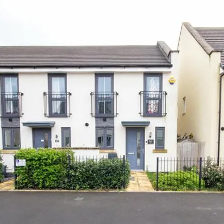 Buy this 2 bed house on 139 Wood Street in Patchway, BS34 5GB