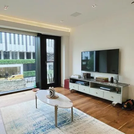 Image 5 - Roman House, Fore Street, Barbican, London, EC2Y 5DB, United Kingdom - Room for rent