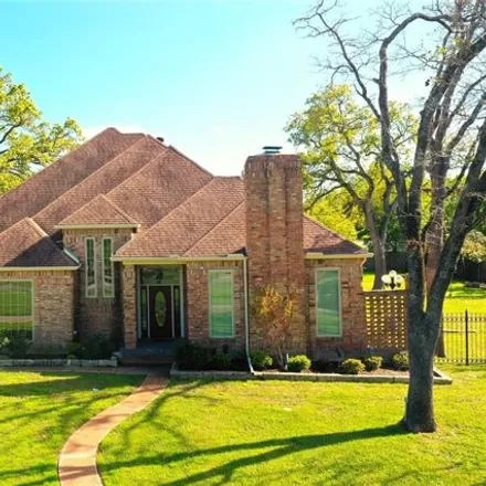 Buy this 3 bed house on 973 Walnut Creek Drive in Fairfield, TX 75840