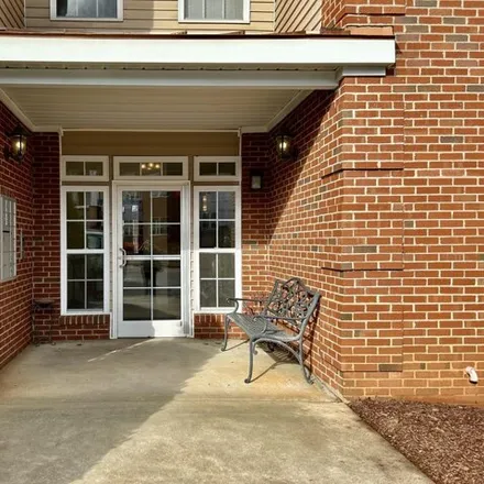 Image 2 - Weatherstone Spring, Weather Ridge Lane, Cary, NC 27513, USA - Condo for sale