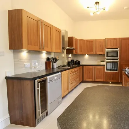 Image 3 - 32 Loanhead Terrace, Aberdeen City, AB25 2SY, United Kingdom - Duplex for rent