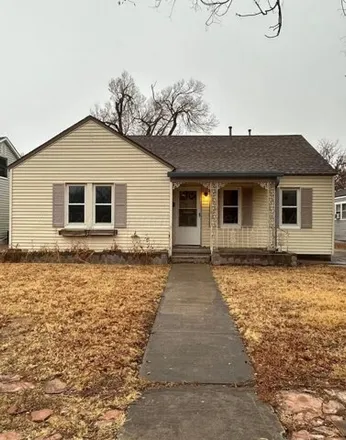 Rent this 3 bed house on 1510 South Lipscomb Street in Amarillo, TX 79102