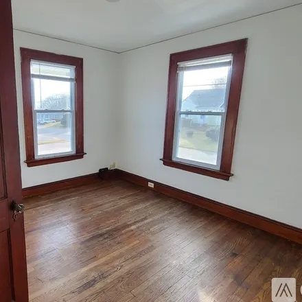 Image 9 - 16 Batterson Avenue, Unit 2nd floor - Apartment for rent