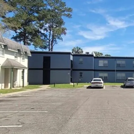 Rent this 1 bed condo on 2401 West Pensacola Street in Tallahassee, FL 32304
